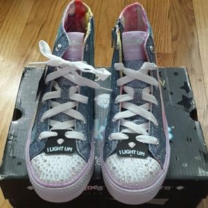 High top Twinkle Top light up sneakers